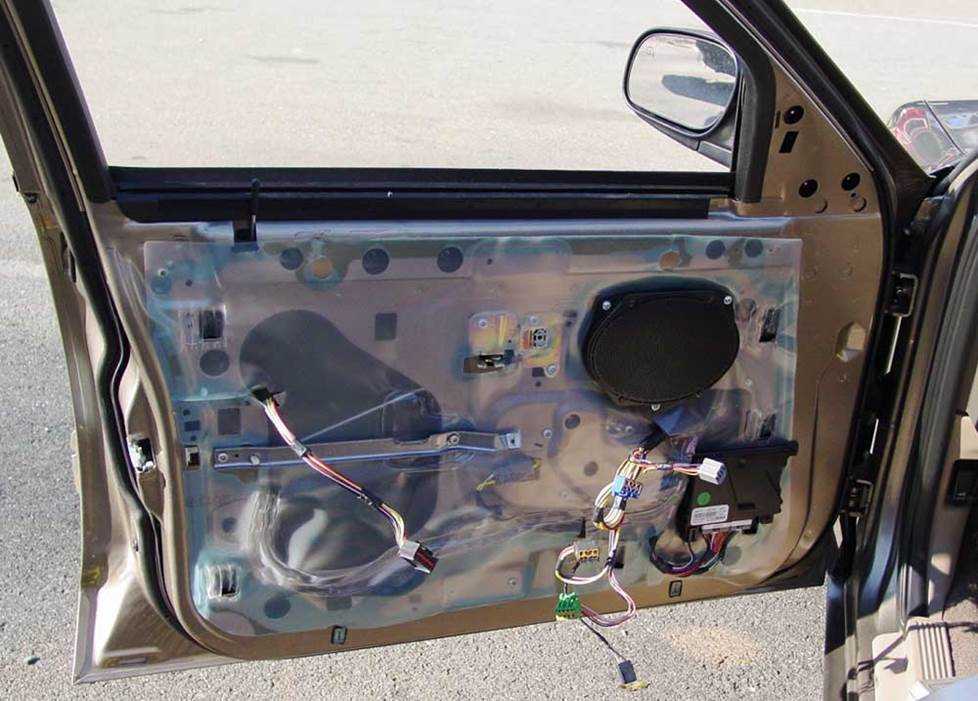 2000 crown vic radio wiring diagram 2000 crown vic radio wiring diagram