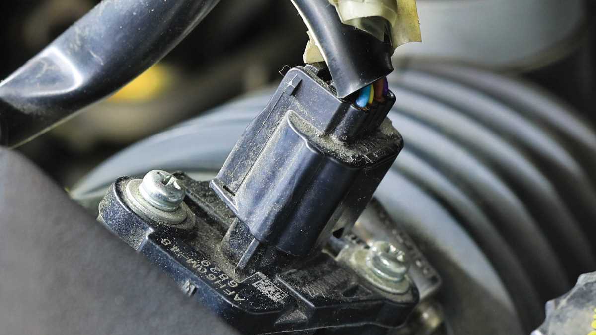 nissan 4 pin mass air flow sensor wiring diagram
